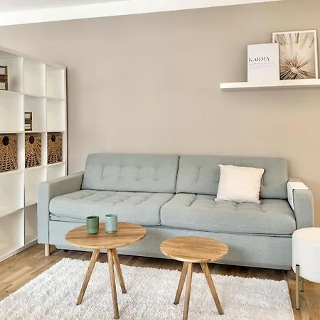 Klimatisiertes Im Dachgeschoss Appartement