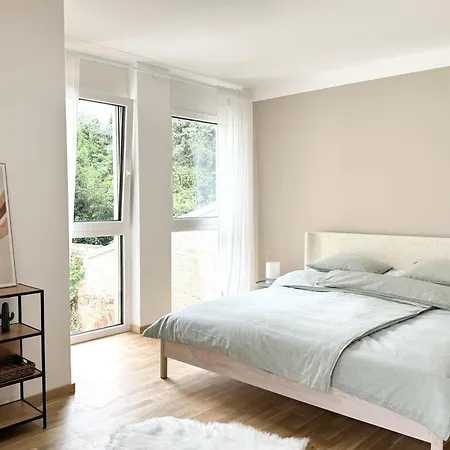 Klimatisiertes Im Dachgeschoss * Wiener Neustadt