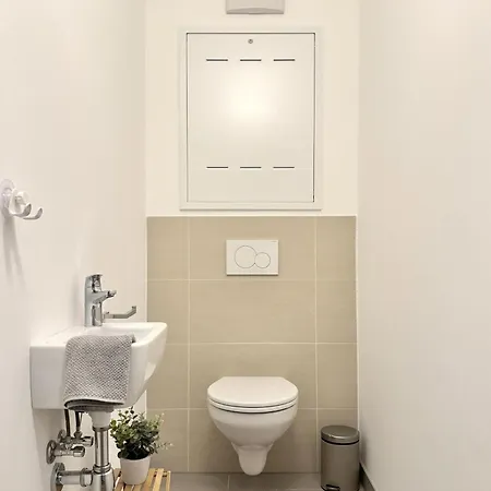 Appartement Klimatisiertes Im Dachgeschoss *