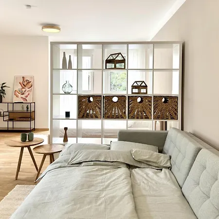 Apartment Modernes Im Dachgeschoss *