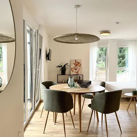 Modernes Im Dachgeschoss Wiener Neustadt