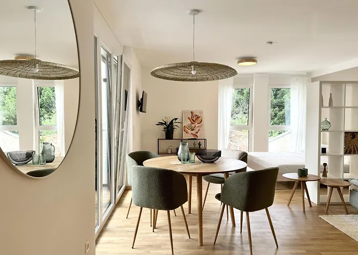 Zentrales, Klimatisiertes Naehe Spital & Fh Wiener Neustadt