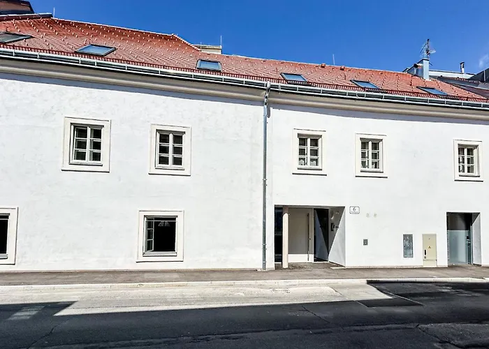 Zentrales, Klimatisiertes Naehe Spital & Fh Apartment Wiener Neustadt